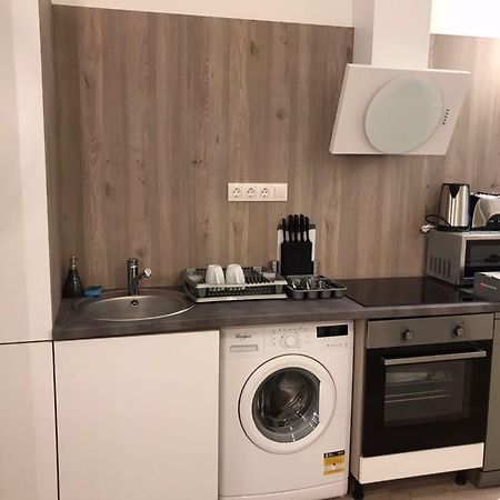 The Whistling Rabbi Apartment บูดาเปสต์ ภายนอก รูปภาพ