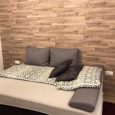 The Whistling Rabbi Apartment บูดาเปสต์ ภายนอก รูปภาพ