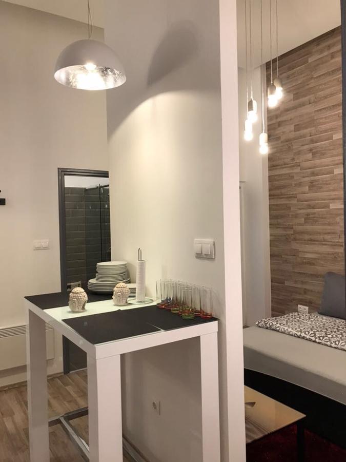 The Whistling Rabbi Apartment บูดาเปสต์ ภายนอก รูปภาพ
